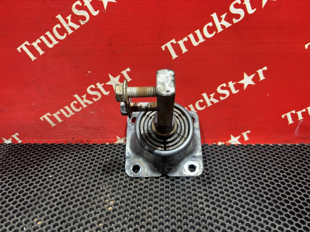 Кронштейн ящика АКБ 2023г.