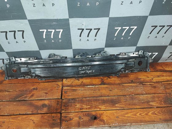 Усилитель заднего бампера Kia Sportage 4 (QL) 16-18 Б/У Оригинал 86631F1000