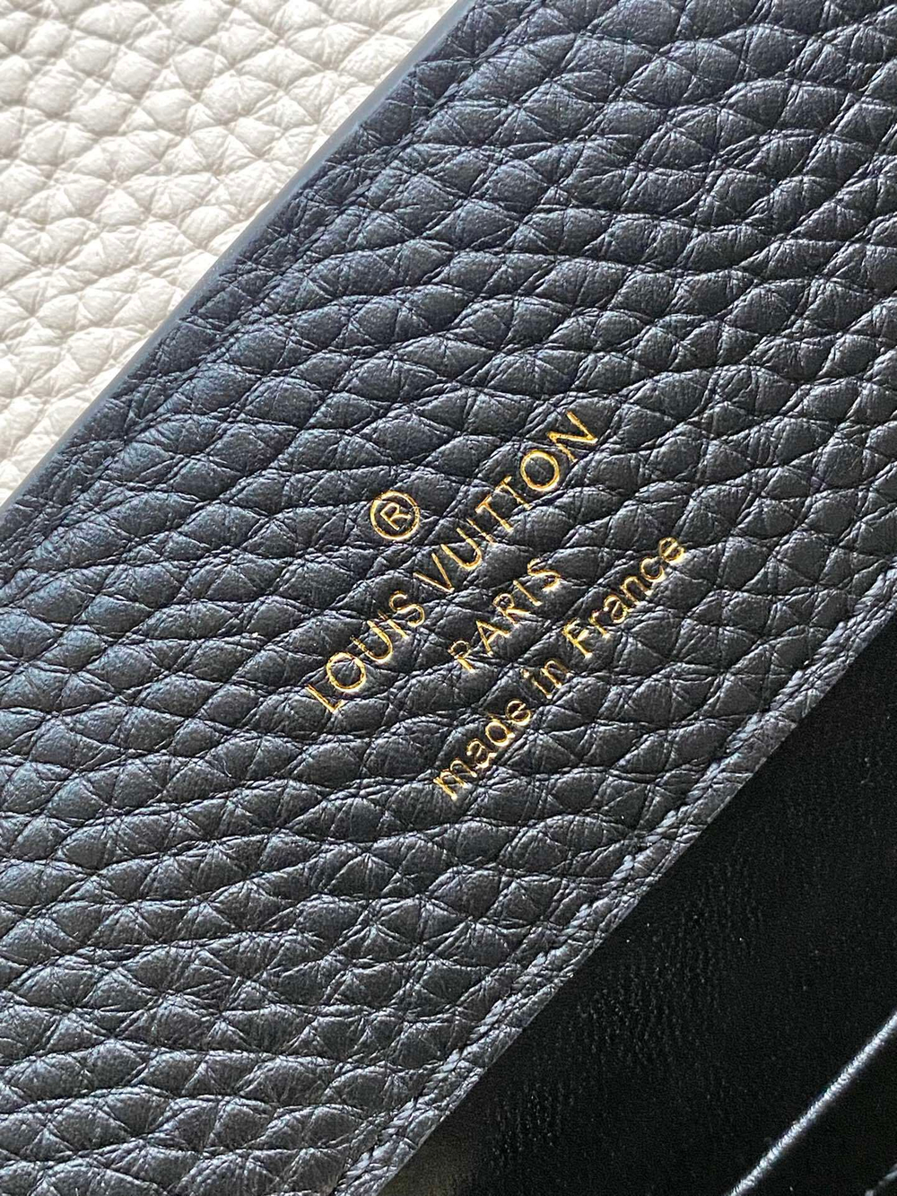 Louis Vuitton Capucines BB