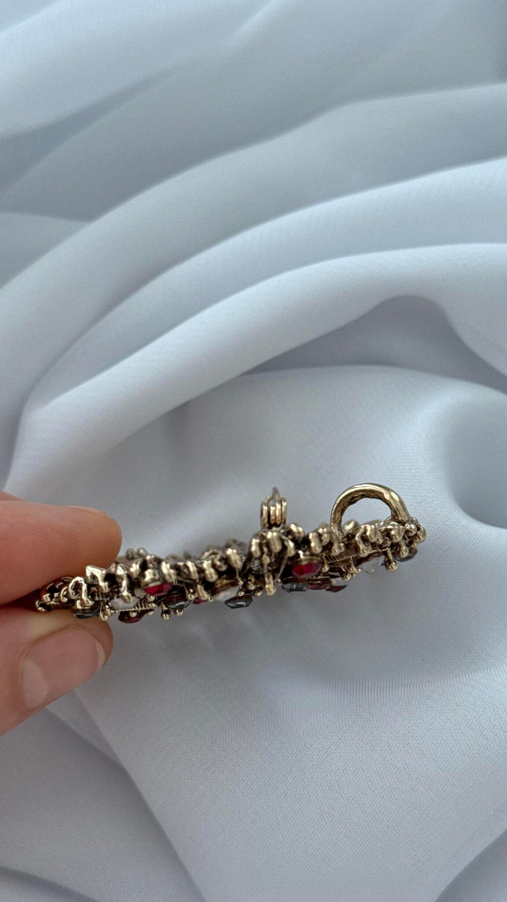 Брошь-кулон "Солнце" с красными, серыми и белыми кристаллами, оттенок бронза