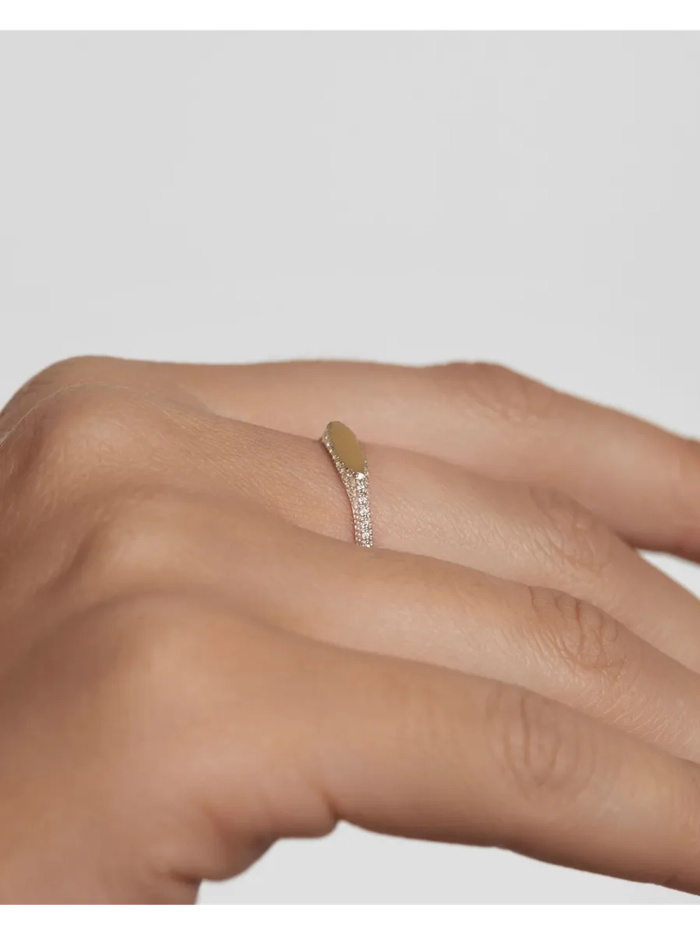 Кольцо Tess Золото 750 пробы