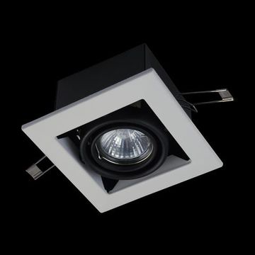 Встраиваемый светильник Maytoni DL008-2-01-W белый Metal Downlight