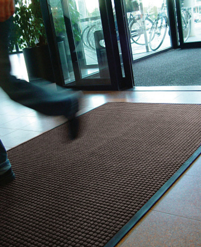 Грязезащитный ворсовой ковер Премиум—класса «Guzzler»