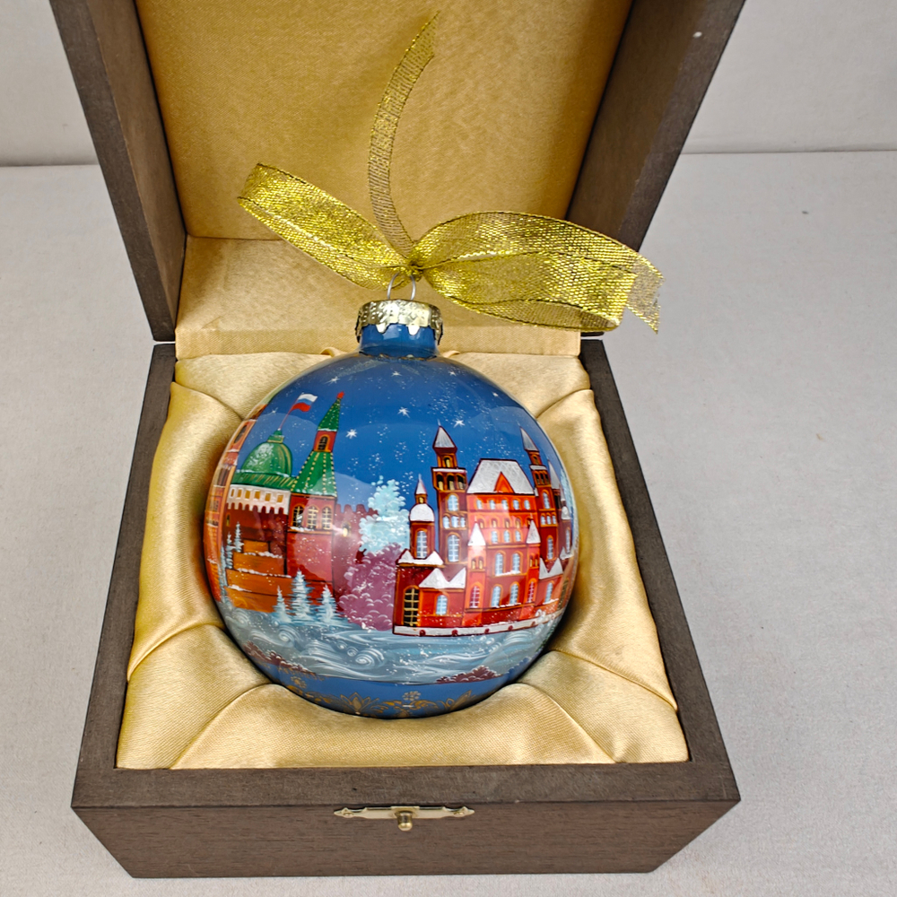 Шар новогодний с круговой росписью Палех "Москва. Большой театр" в футляре