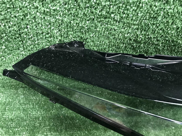 Стекло фары правое Lexus RX 4 (2019-2022)