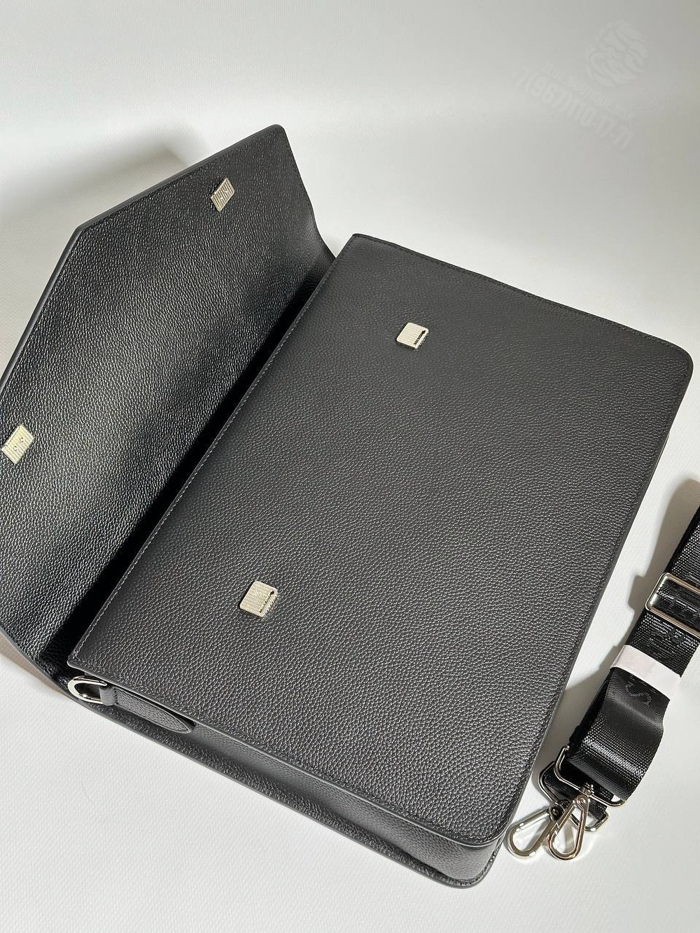 Портфель Hermes