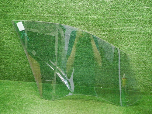 Стекло двери переднее левое BMW 5er F07 GT (2009-2017)