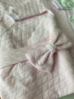 Комплект на выписку "Малышки" (7 пр.) - лето (плед,комб.-мол, комб-кн,шап. с отв, шап.,цап.,бант (Цвет: Розовый)