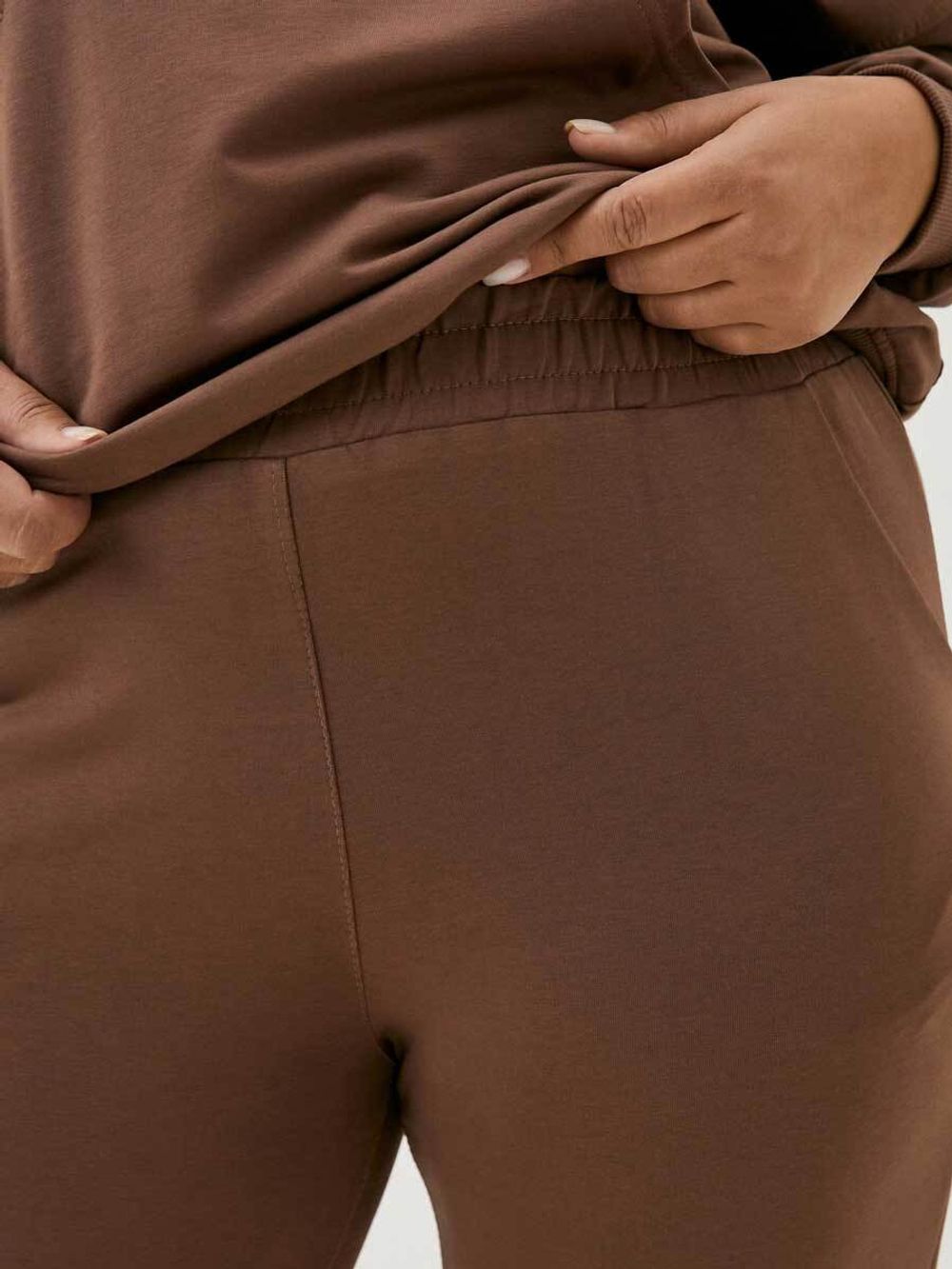 Костюм спортивный