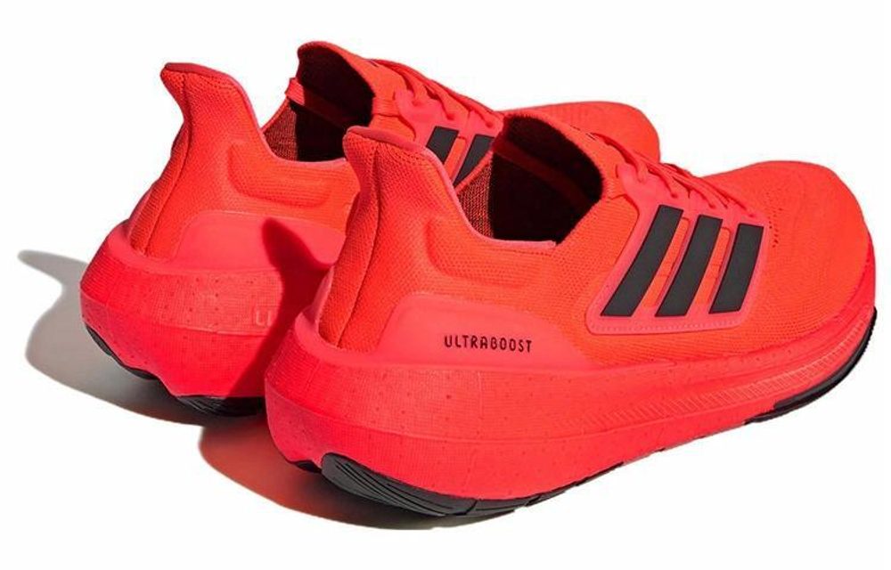 Кроссовки Adidas Ultraboost Light