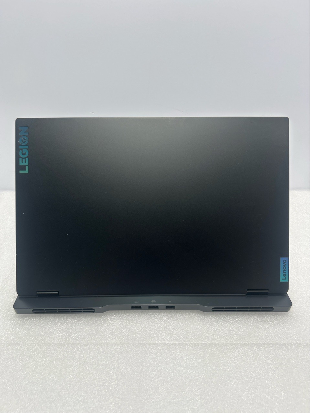 Ноутбук Lenovo Legion S7 15ACH6 (82K8001BRK) 15.6"/AMD Ryzen 7 5800H/RAM 16GB/SSD 1024GB/Nvidia RTX 3060 6GB/1920*1080/IPS 165Hz/DOS/Подсветка кл-ры: LED/Чёрный. Состояние: Уценка/царапины на матрице/B1
