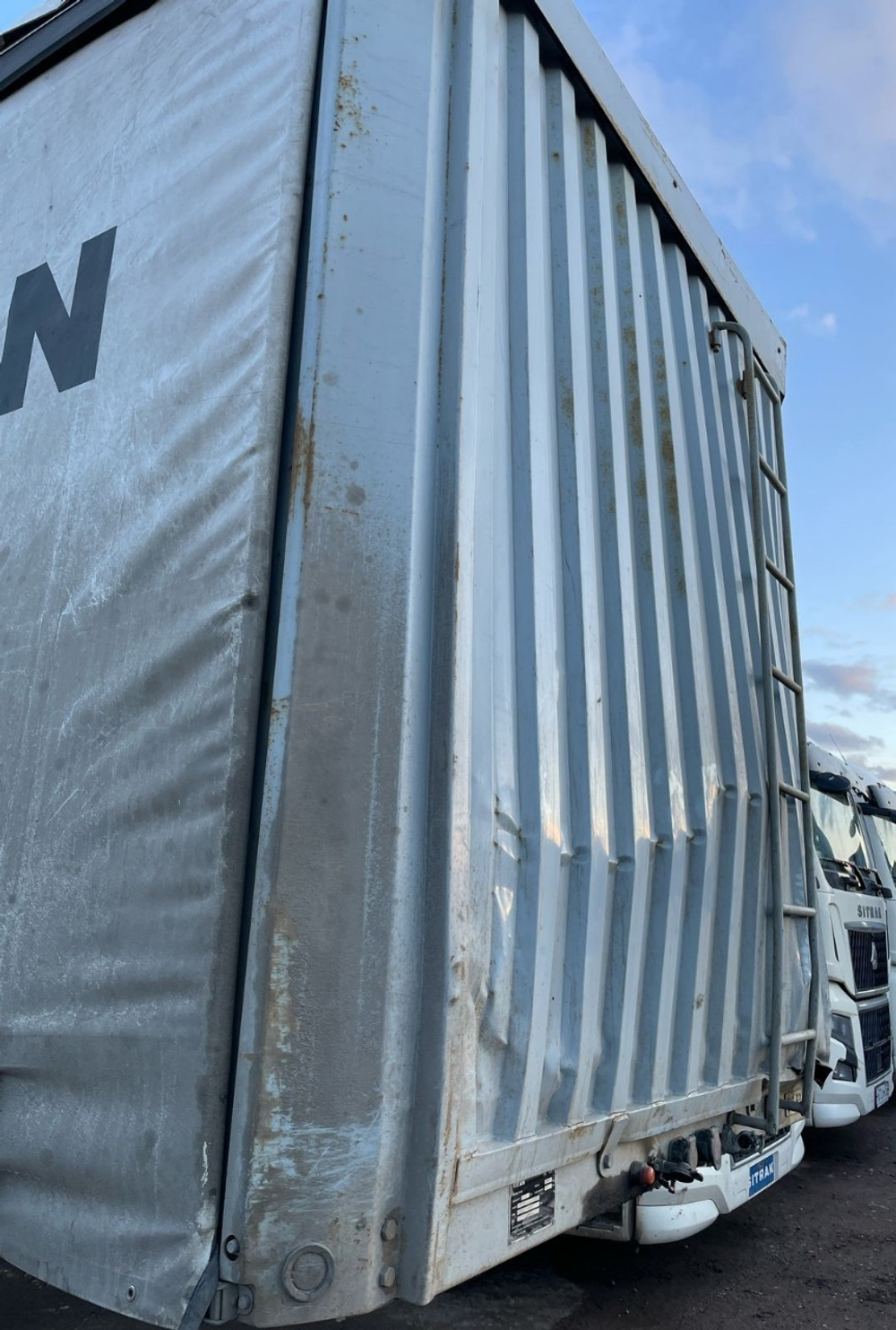ZW TITAN226 Полуприцеп шторный TITAN226