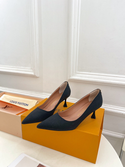 Louis Vuitton Blossom Pump