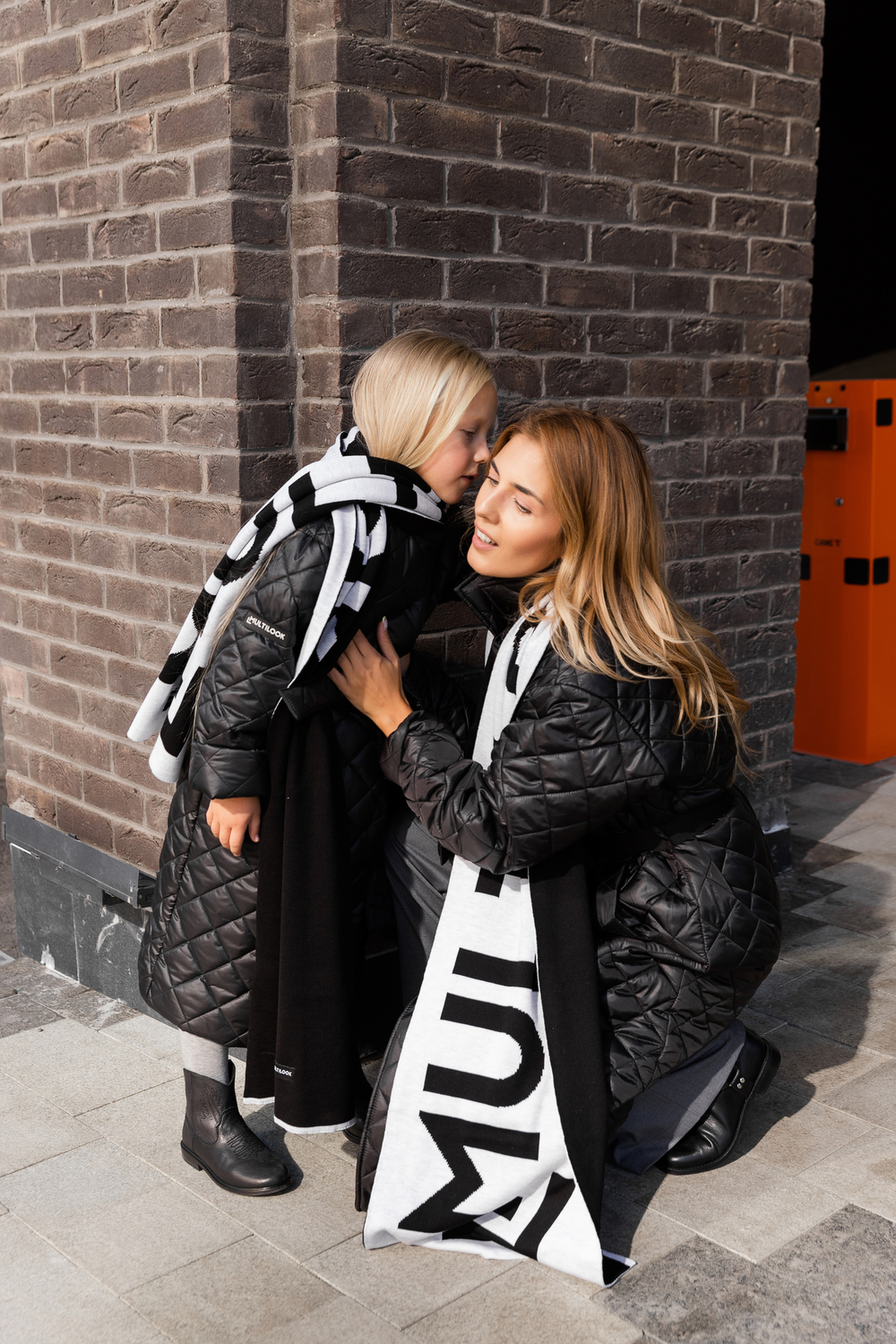 Стеганое пальто женское на утеплителе Alpolux