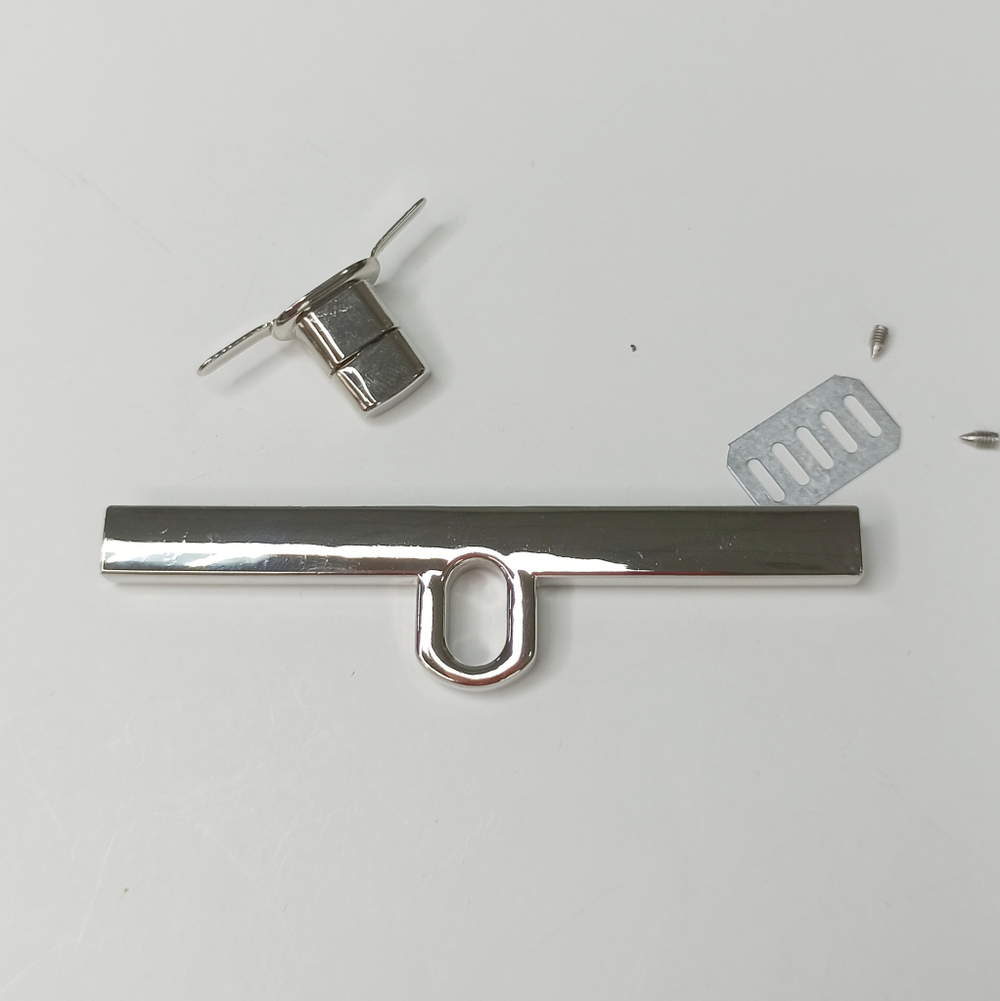 Замок вертушка на винтах 95*22 Серебро