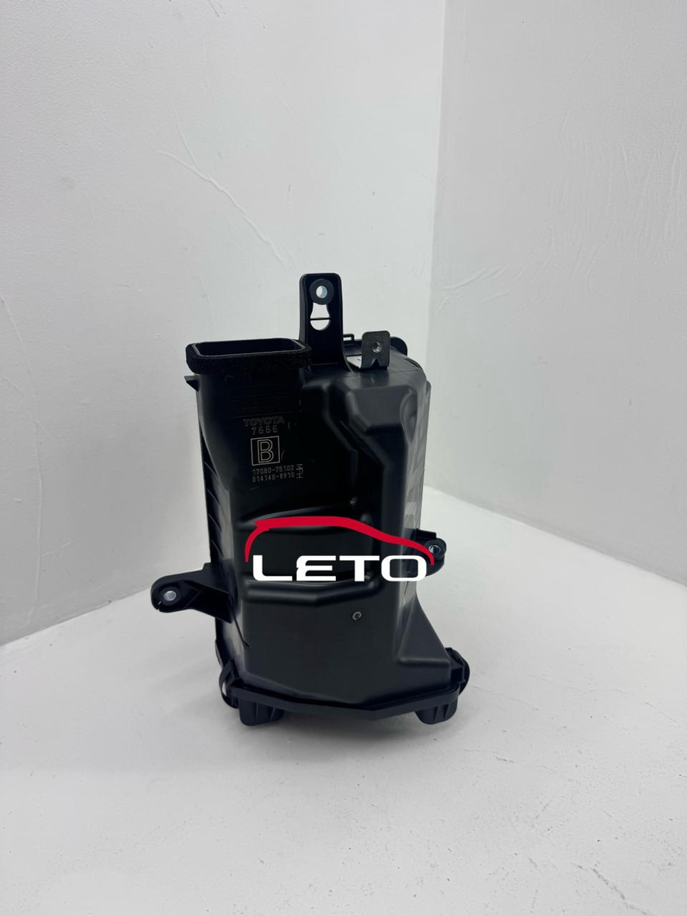 CLEANER ASSY, AIR W/ELEMENT17700-75552 1770075552