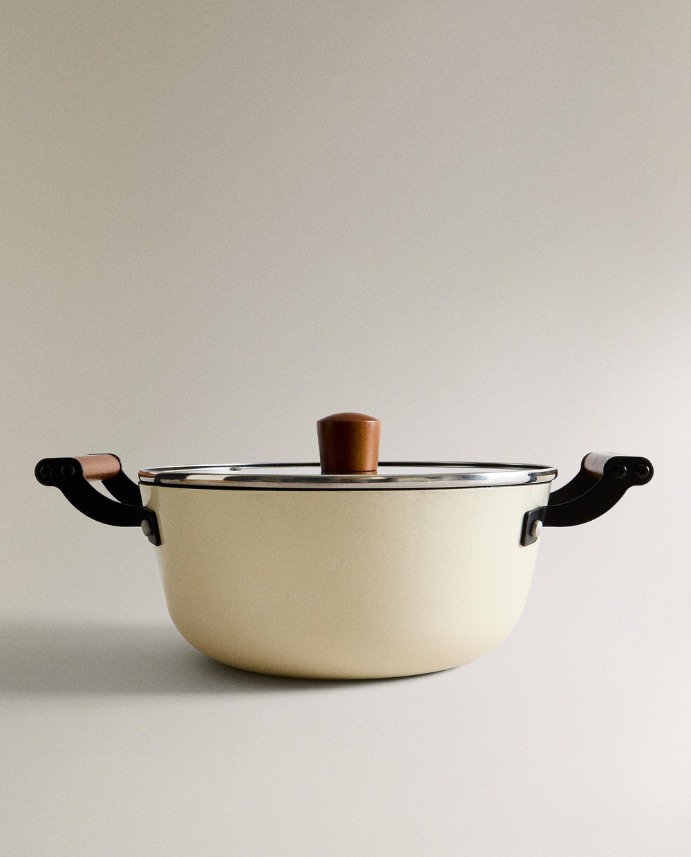 Zara Home кастрюля из стекла, цвет кремовый, 24 см