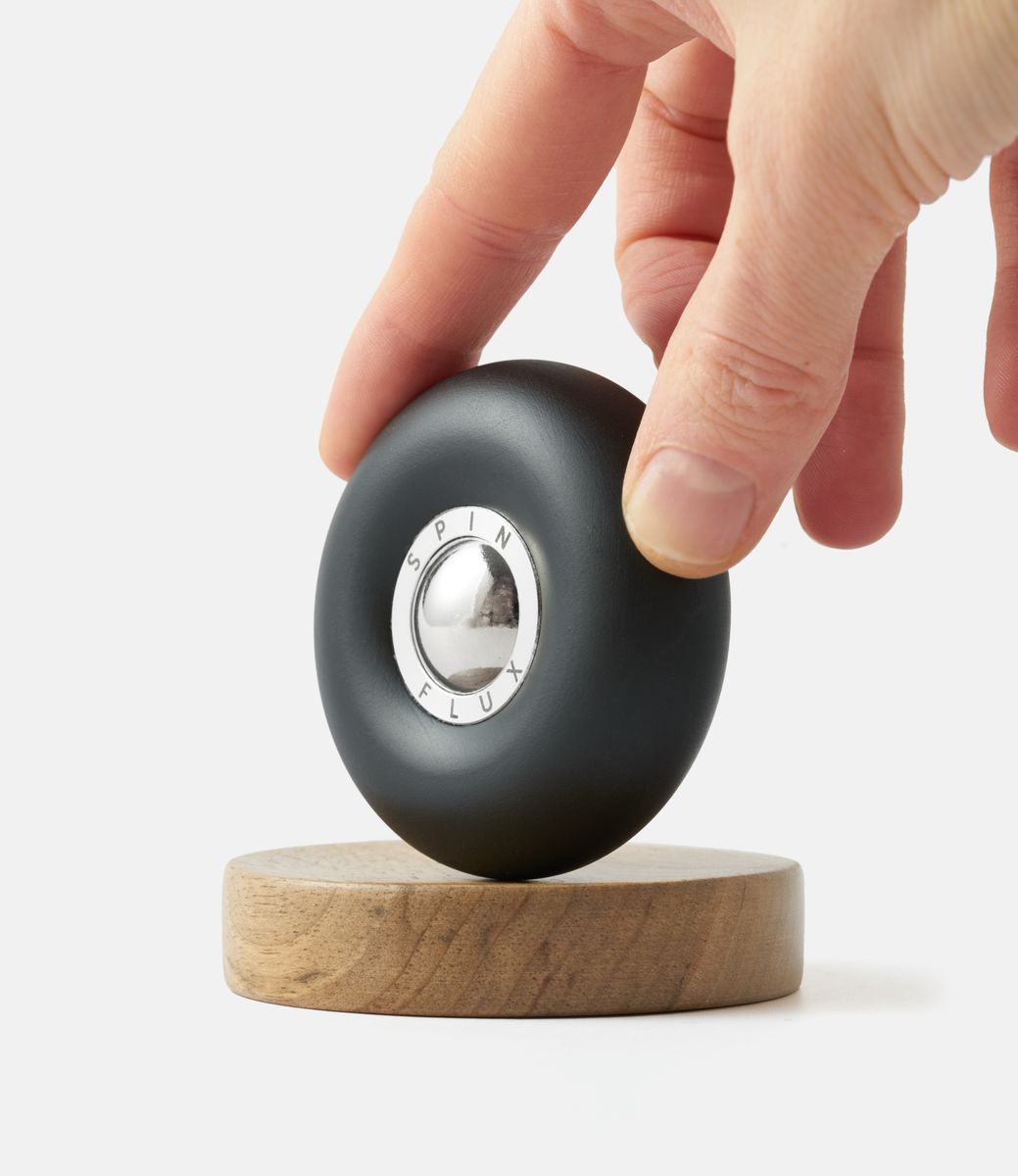 Feel Flux Spin Flux — магнитный гаджет для концентрации и снятия стресса