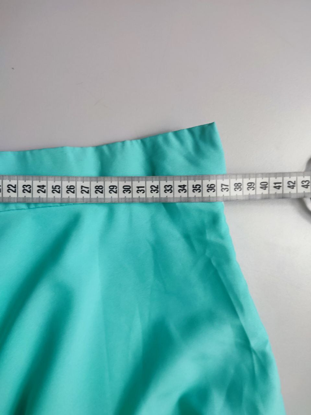 Юбка в ярком оттенке 46 размер