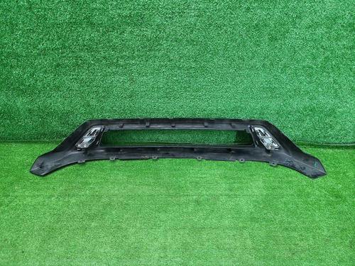 Накладка бампера Mitsubishi Outlander 3 (18-нв)