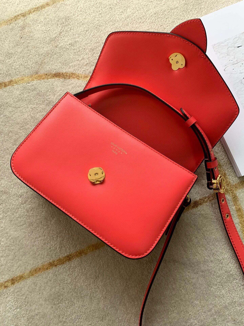 Louis Vuitton Pont 9