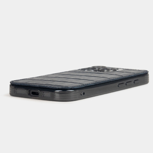 Чехол-накладка кожаная для iPhone 16 Pro, аллигатор синего цвета