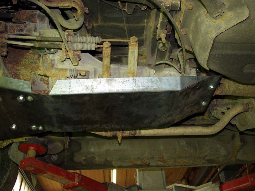 Защита КПП Sheriff для Mitsubishi L300 II 1986-1999 арт.14.0414