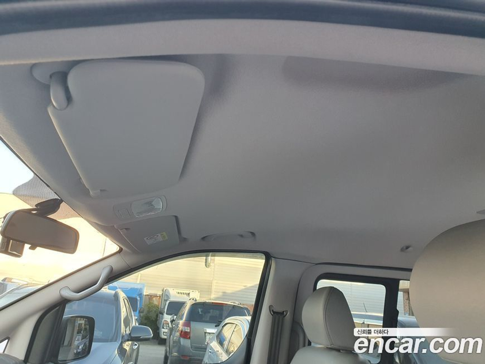 Hyundai The New Grand Starex 캠핑카 (02.2021)