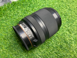 Sony DT 18-135mm 3.5-5.6 SAM