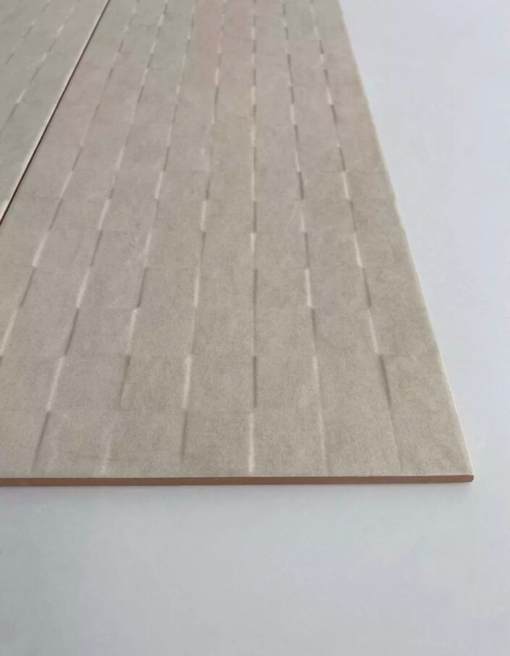 Quarta beige wall 03 250х600 (1-й сорт)