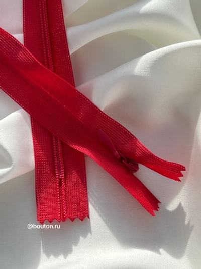 Молния потайная неразъемная алый 148