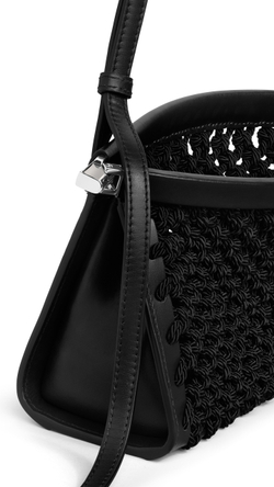 ALAÏA МАЛЕНЬКАЯ СУМКА LE CLICK EAST WEST ИЗ НАТУРАЛЬНОЙ КОЖИ И ВИСКОЗЫ, ЧЕРНЫЙ