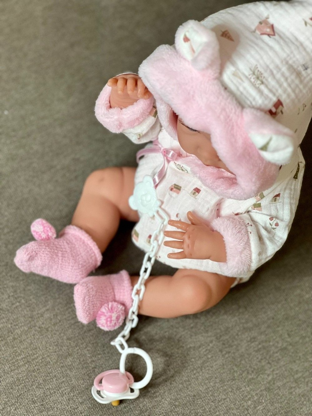 Кукла Llorens виниловая 40см Nica (73898)