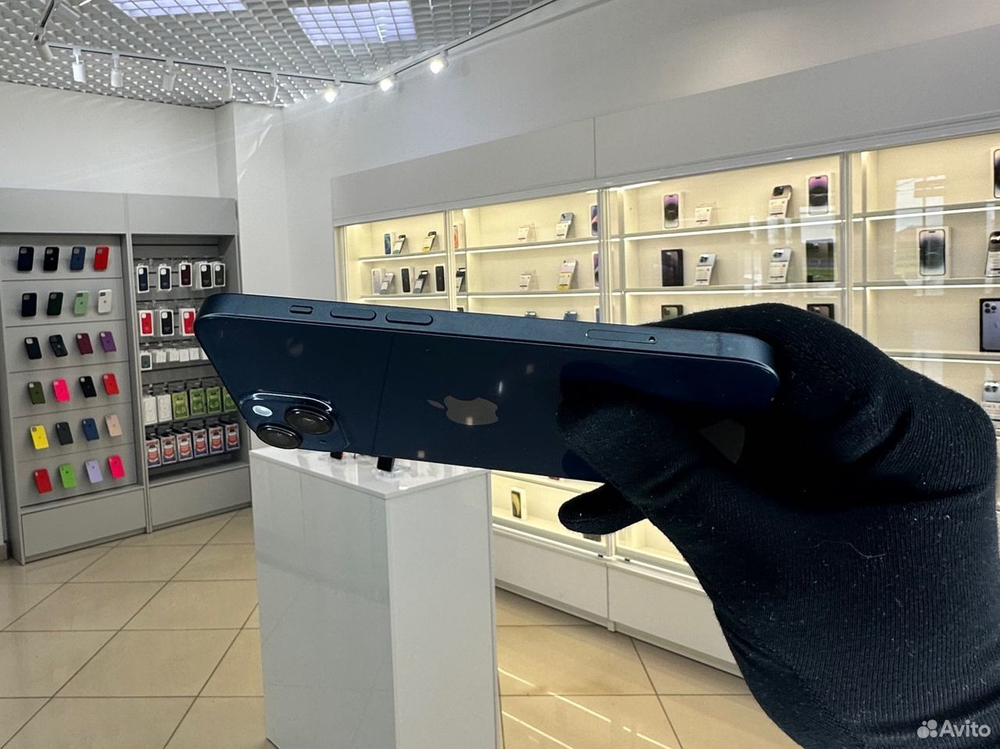 iPhone 14, 256 ГБ б/у
