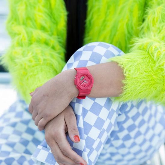 Наручные часы Casio G-Shock GMA-P2100-4AER