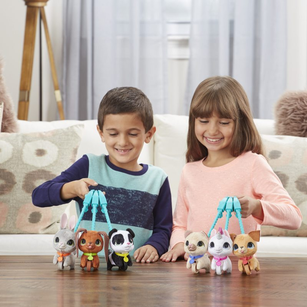 Hasbro FurReal Friends - Маленький питомец на поводке: обезьянка E4777