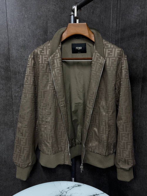 Бомбер Fendi