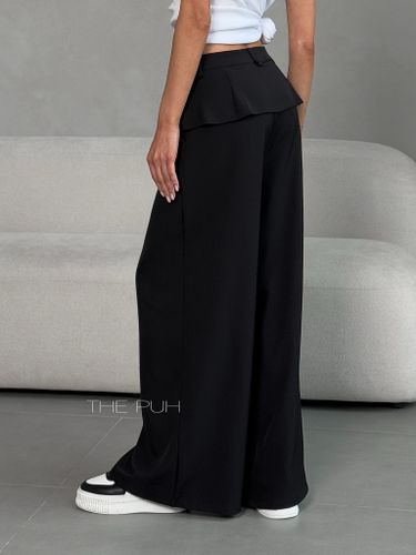 Черные женские брюки с баской