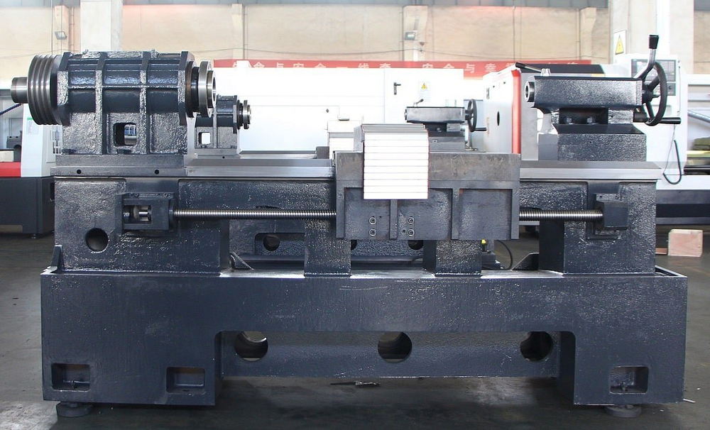 Токарный станок c ЧПУ с прямой станиной MetalTec CK 50x1000H ПРОФИ