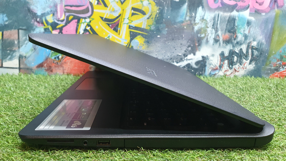 Ноутбук Acer i5-7/4Gb