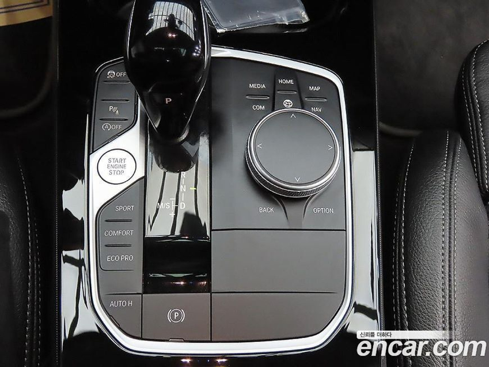 BMW 1 Series (F40) 120i Sports (06.2022)