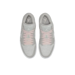 Женские кроссовки Air Jordan 1 Low SE 'Light Iron Ore' DQ6076-001