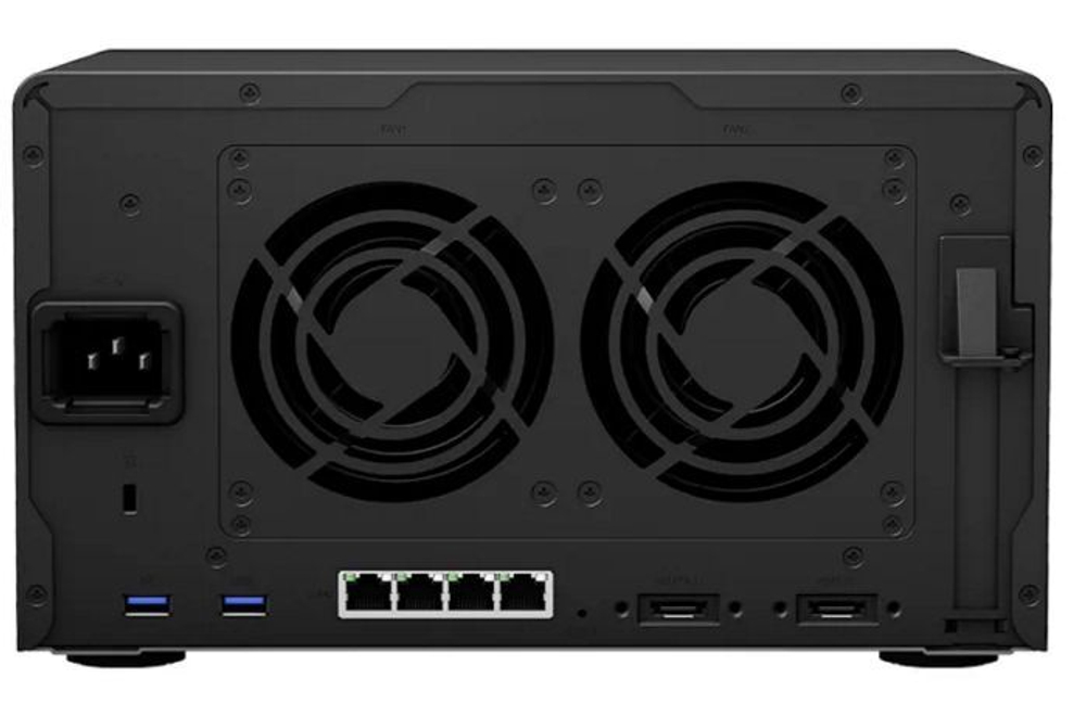 Сетевое хранилище  Synology DS1621+