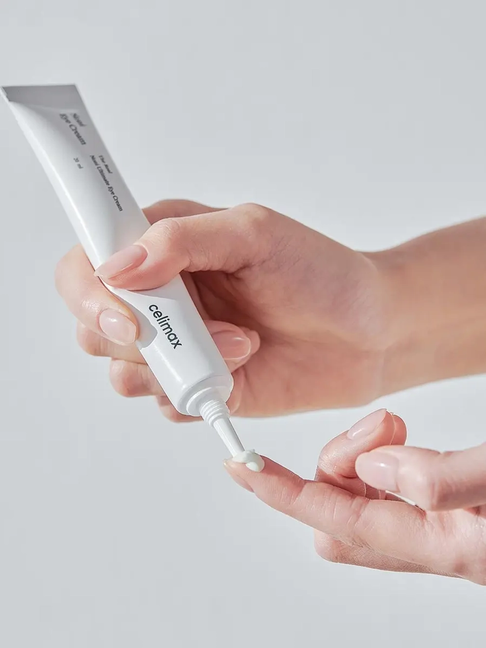 Celimax Восстанавливающий крем вокруг глаз с экстрактом нони The Real Noni Ultimate Eye Cream 20 мл