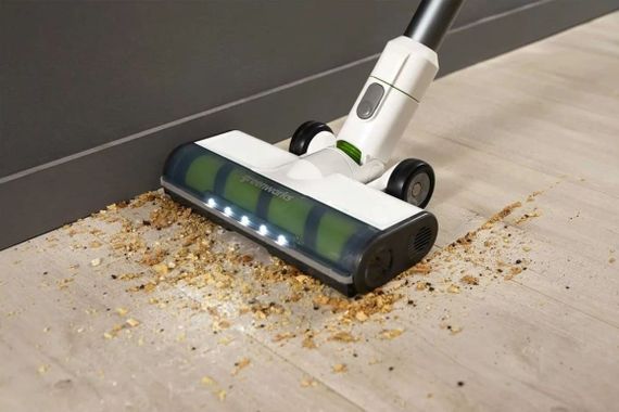 Пылесос вертикальный аккумуляторный на подставке Greenworks 24В GD24SVK4D с АКБ и ЗУ