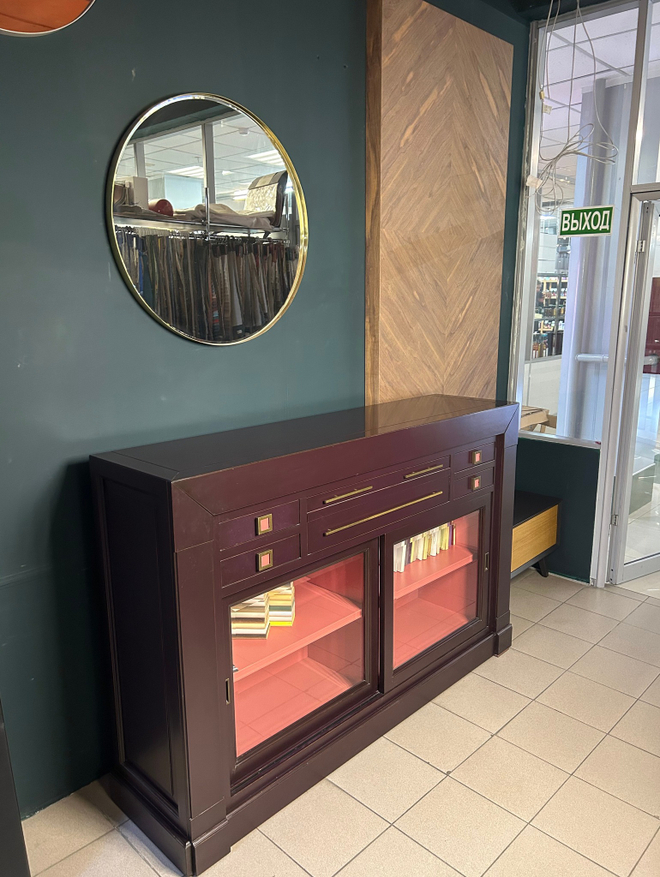 Сервант Escoria, La Ebanisteria