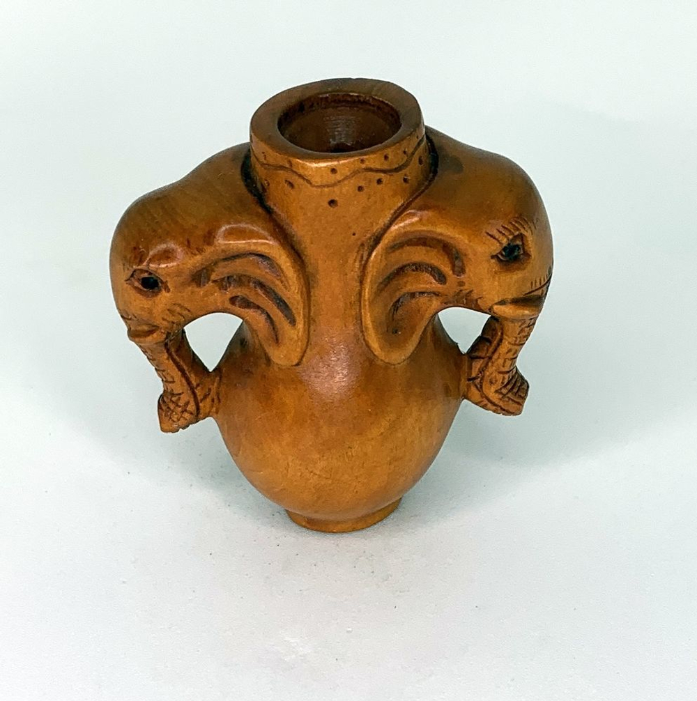 Нэцкэ Чаша изобилия с двумя слонами