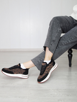 Кроссовки женские зимние