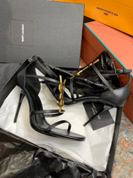 Женские туфли босоножки YSL Cassandra в черном цвете с золотым логотипом