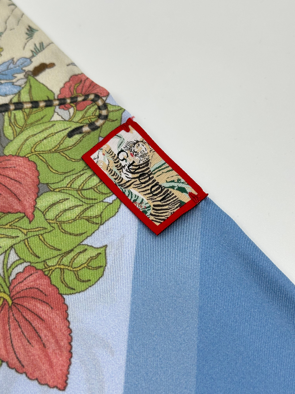 Шёлковый шарф Gucci